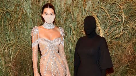 Kim Kardashian Wasn’t 100% Sold on the Masked Balenciaga Look She Wore ...