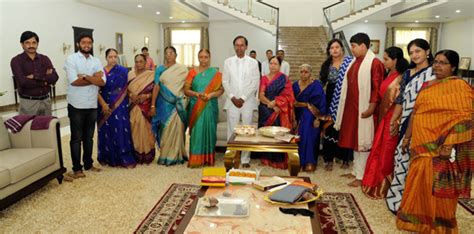 K Chandrashekar Rao Wiki, Age, Wife, Caste, Family, Biography & More ...