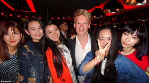 Shanghai Nightlife in China • Reformatt Travel Show