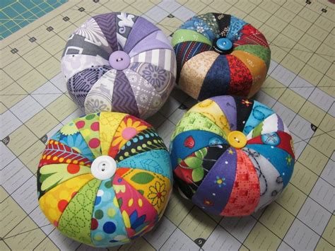 Color Wheel Pincushion Kit | Cushion kit, Pin cushions, Pin cushions patterns