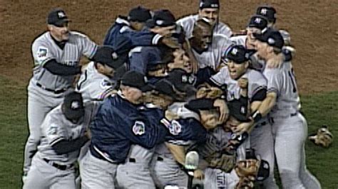 Yankees sweep Padres, win 1998 World Series - YouTube