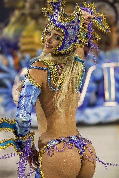 brazilian carnival women - Google Search Carnival Fashion, Carnival ...