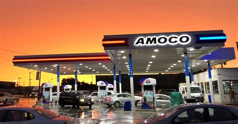 First Amoco in Florida Set to Open