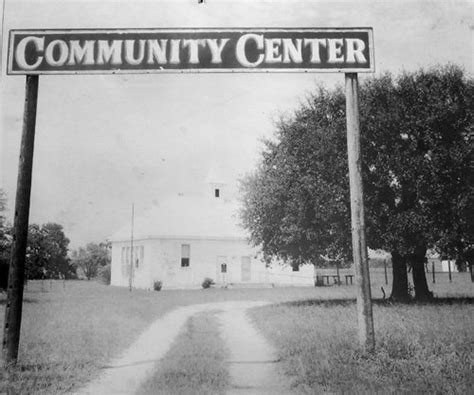 Lone Grove, TX history, school, cemetery, photos, historical markers.