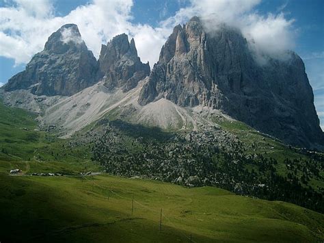 The Italian Alps... or Dolomites? Choosing Your Mountains in Italy