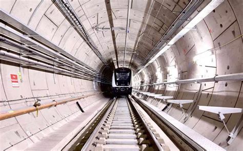 Crossrail: Elizabeth line finally opens in London | Report.az