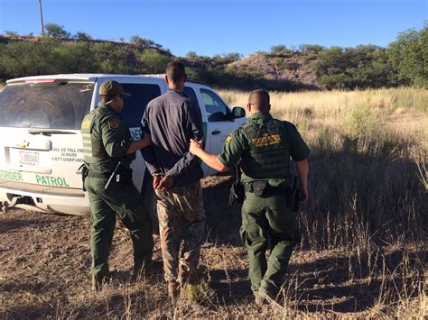 Border Patrol Arrests Immigrants Seeking Medical Care During Desert ...