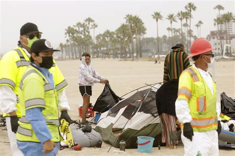 How L.A. finally cleared most Venice Beach homeless camps - Los Angeles ...