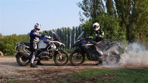 Benelli TRK 502 X VS BMW R 1250 GS Adventure: LE PIU' VENDUTE IN ITALIA ...