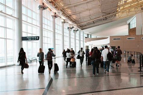 Houston Airports Again Posts Record Passenger Traffic Numbers | Houston ...