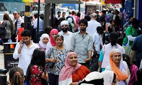 Pakistani community in UK at high risk for coronavirus - World - DAWN.COM