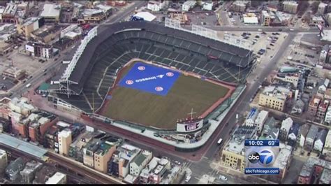 Some rooftop owners sue over Wrigley Field renovation project - ABC7 ...