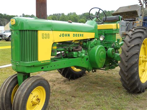John Deere 530 Tractor https://www.youtube.com/user/Viewwithme Antique Tractors, Old Tractors ...