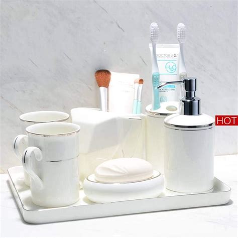 Bathroom Vanity Decor Accessories / Amazon Com Vintage Ceramic Bathroom ...