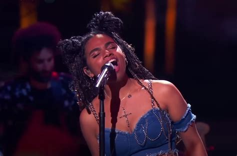 Wé Ani Enters Rock Star Mode on ‘American Idol’: Watch