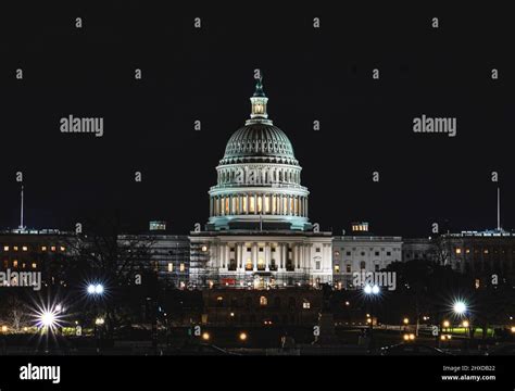 U.S Capitol Building at night Stock Photo - Alamy