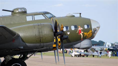 Boeing B-17 Flying Fortress, replica of the world-famous Memphis Belle