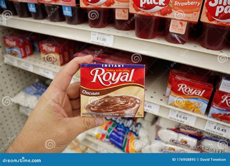 Royal pudding editorial image. Image of package, pudding - 176958895