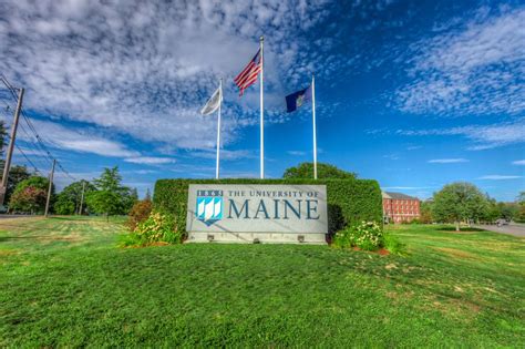 Experience The University of Maine in Virtual Reality.