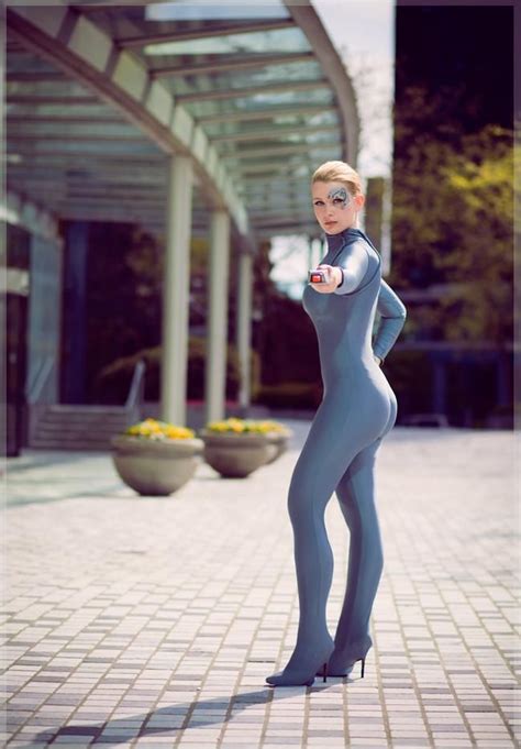 Seven of Nine Cosplay - Star Trek: Voyager | Cosplay | Trajes de ...