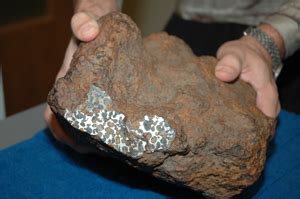 Rare Pallasite Meteorite Found in Missouri