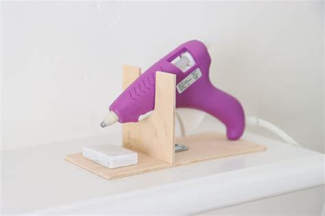 How to Make A DIY Hot Glue Gun Holder (Super Easy!) - Hydrangea Treehouse