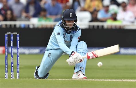 The Latest: Pakistan beats England in CWC thriller