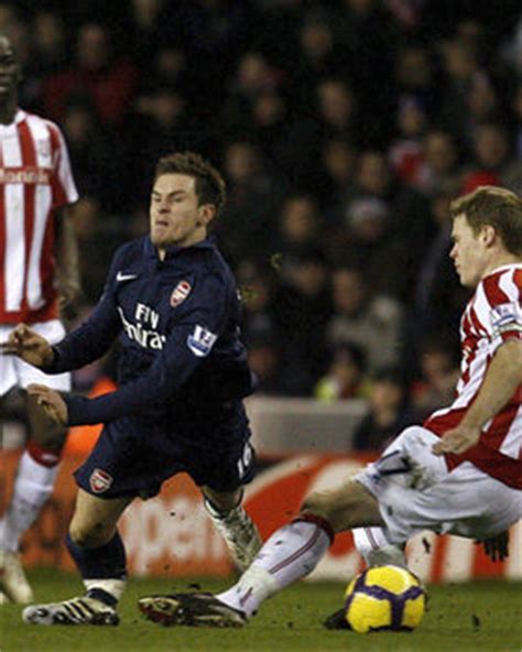 Arsenal star Aaron Ramsey ready to bury hatchet with Stoke's Ryan ...