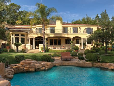 Mike Kobeissi Opens The Doors to La Cañada Flintridge’s Finest Homes - Dreams Magazine