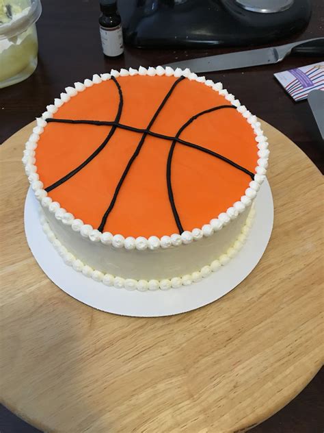 Basketball Cake | Basketball birthday cake, Cake, Basketball cake