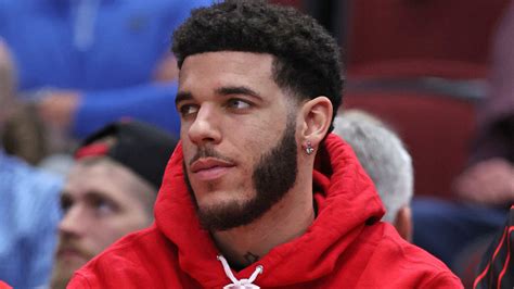 Lonzo Ball injury update: Bulls guard 'nowhere near' return after ...