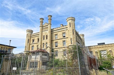 Inside an Abandoned Prison: Joliet Correctional Center