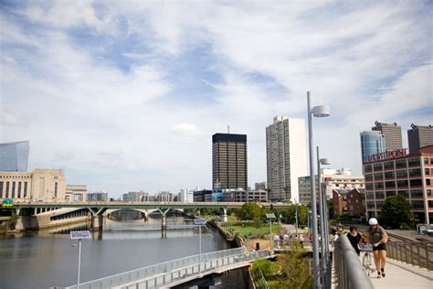 Schuylkill Banks Boardwalk — Visit Philadelphia — visitphilly.com