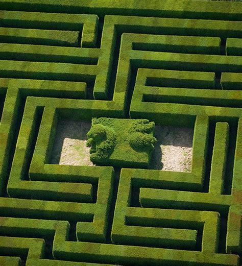 Classical inspiration. | Labyrinth, Landscape design, Maze