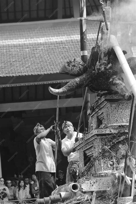 Premium Photo | Ngaben ceremony in bali