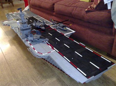 Cool DIY LEGO Aircraft Carrier (19 pics) - Izismile.com