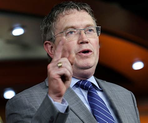 GOP Rep. Massie Says 'Next Steps: End All COVID Vax Mandates' | Newsmax.com