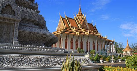 Silver Pagoda in Phnom Penh, Cambodia | Sygic Travel