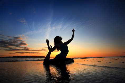 Yoga Sunset Wallpapers - Top Free Yoga Sunset Backgrounds - WallpaperAccess