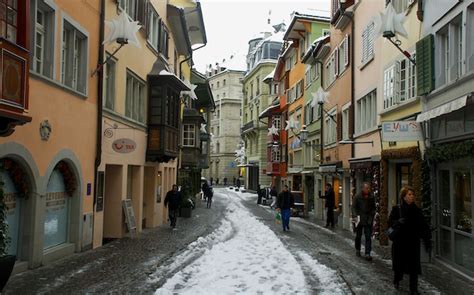 Zürich: A Tale of Two Cities | The Arbuturian