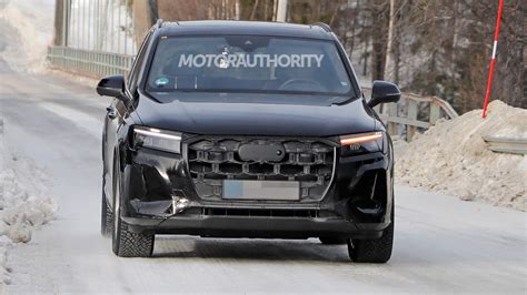 2024 Audi Q7 spy shots and video