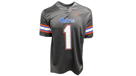 Florida Gators Reveal Black Uniforms for Military Appreciation Game - Sports Illustrated Florida ...