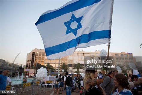 Fatah Flags Photos and Premium High Res Pictures - Getty Images