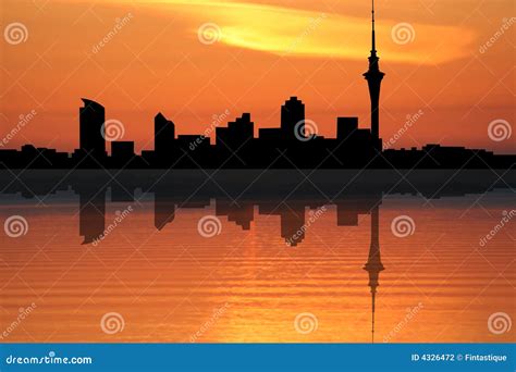 Auckland skyline at sunset stock illustration. Illustration of cityscape - 4326472