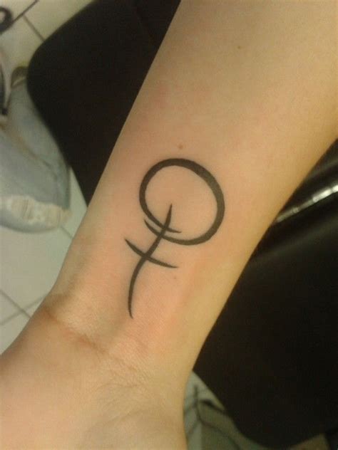 10+ Awesome Female Symbol Tattoo Ideas | Symbolic tattoos, Tattoos for women, Tattoos