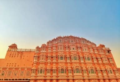 Explore Jaipur, the Pink City - Happy World Tours