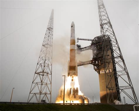 US Air Force Launches Advanced GPS Satellite into Orbit | Space