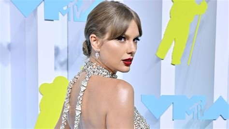 Taylor Swift Reveals What Impressed New Album Midnights - MumbaiNewsDaily