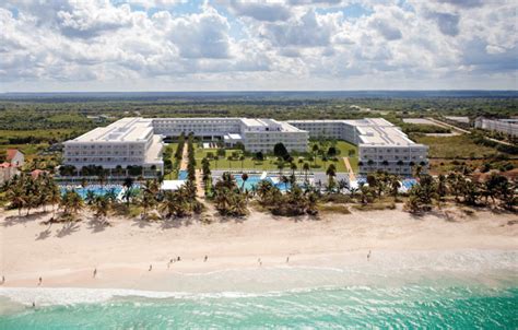 New Resort Opening: Riu Republica | Trip Sense | tripcentral.ca