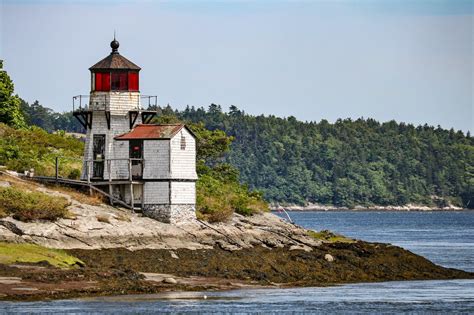 10 Ghost Towns in Maine - Creepy and Abandoned Sites Around Maine – Go ...